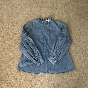 Gently used, denim chambray top by Mazik